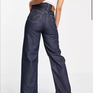 Levi’s Wide leg Ribcage Jeans